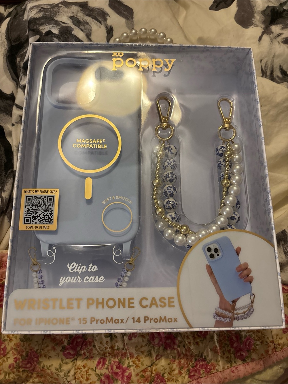 Light Blue Wristlet Phone Case - MagSafe Compatible iPhone 15/14 pro max